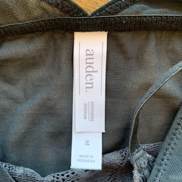 Auden Lace Bodysuit - Black and Pink M - Picture 3 of 6